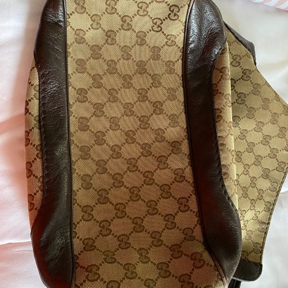LET'S GO LADIES!!!!!  GUCCI the whole set PURSE, WALLET AND SHOES (size8) - Picture 2 of 14